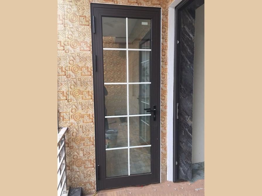 Hình ảnh cửa đi mở trượt 1 cánh nhôm Xingfa hệ 65