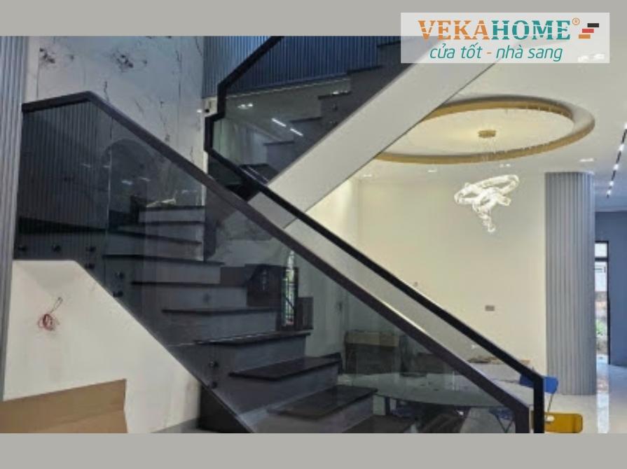 Ứng dụng của kính xám khói