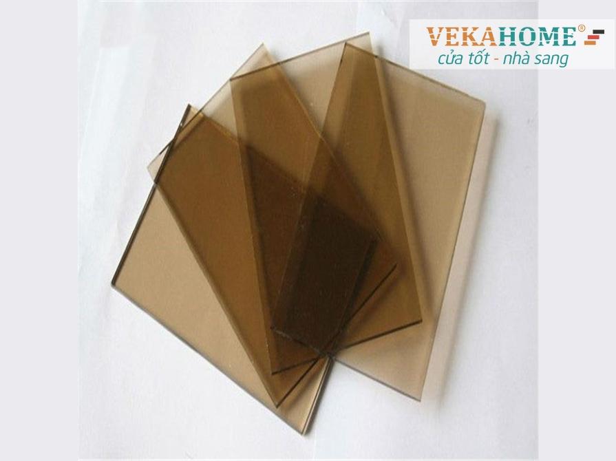 Hình ảnh kính màu trà