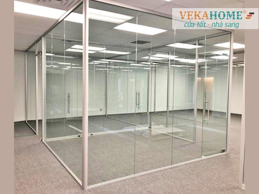 Ứng dụng của vách kính ngăn phòng